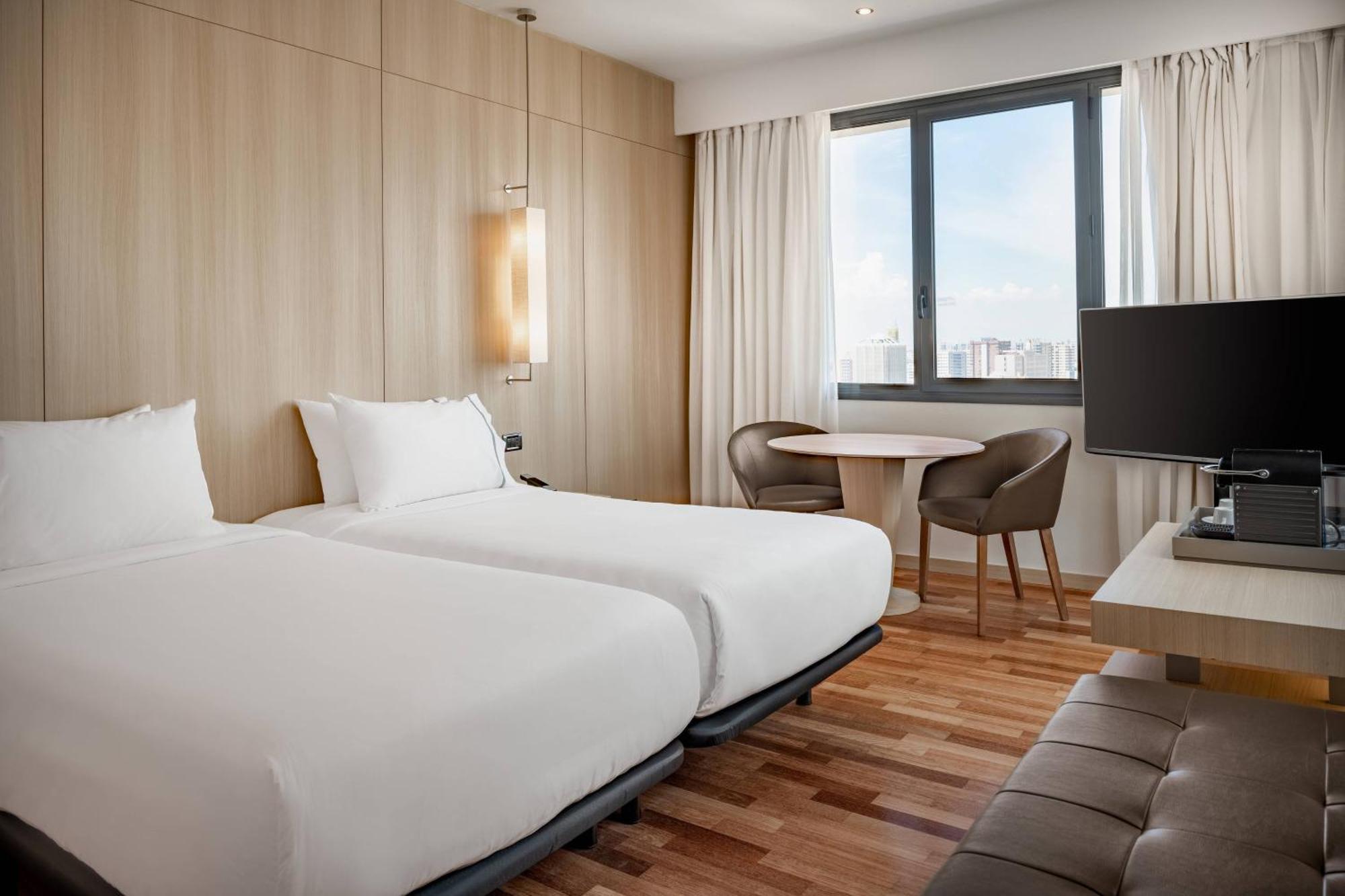 Ac Hotel Malaga Palacio By Marriott Exterior foto