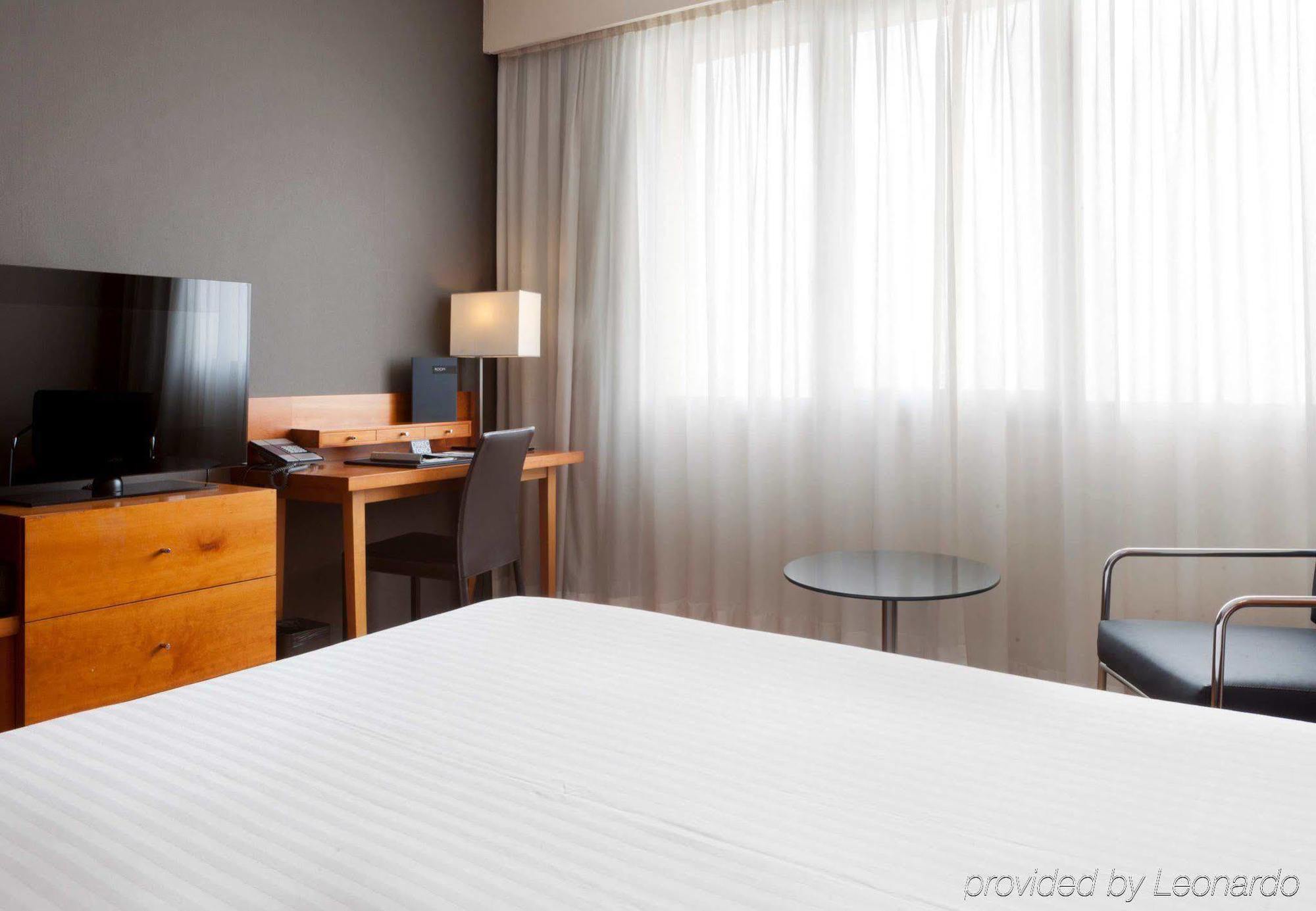 Ac Hotel Malaga Palacio By Marriott Exterior foto